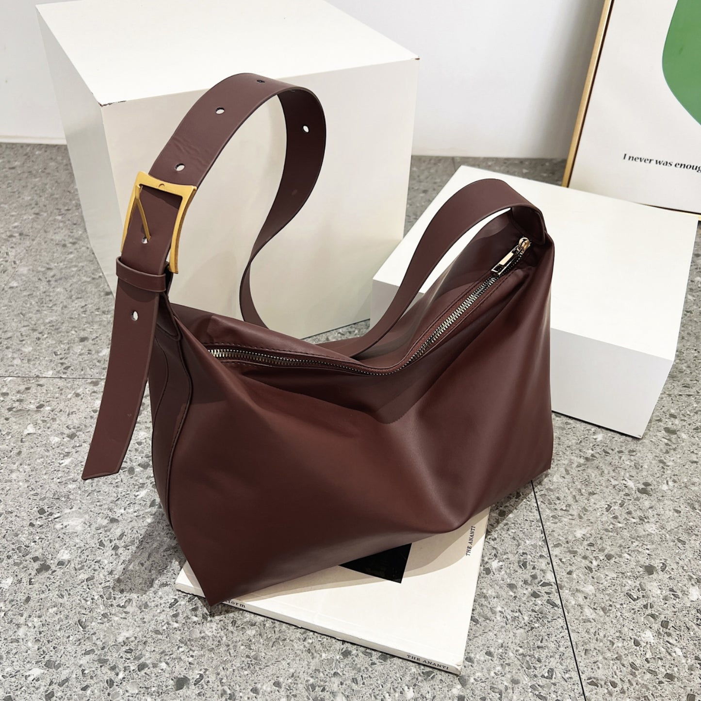 Bolso de mano de cuero PU con correa ajustable