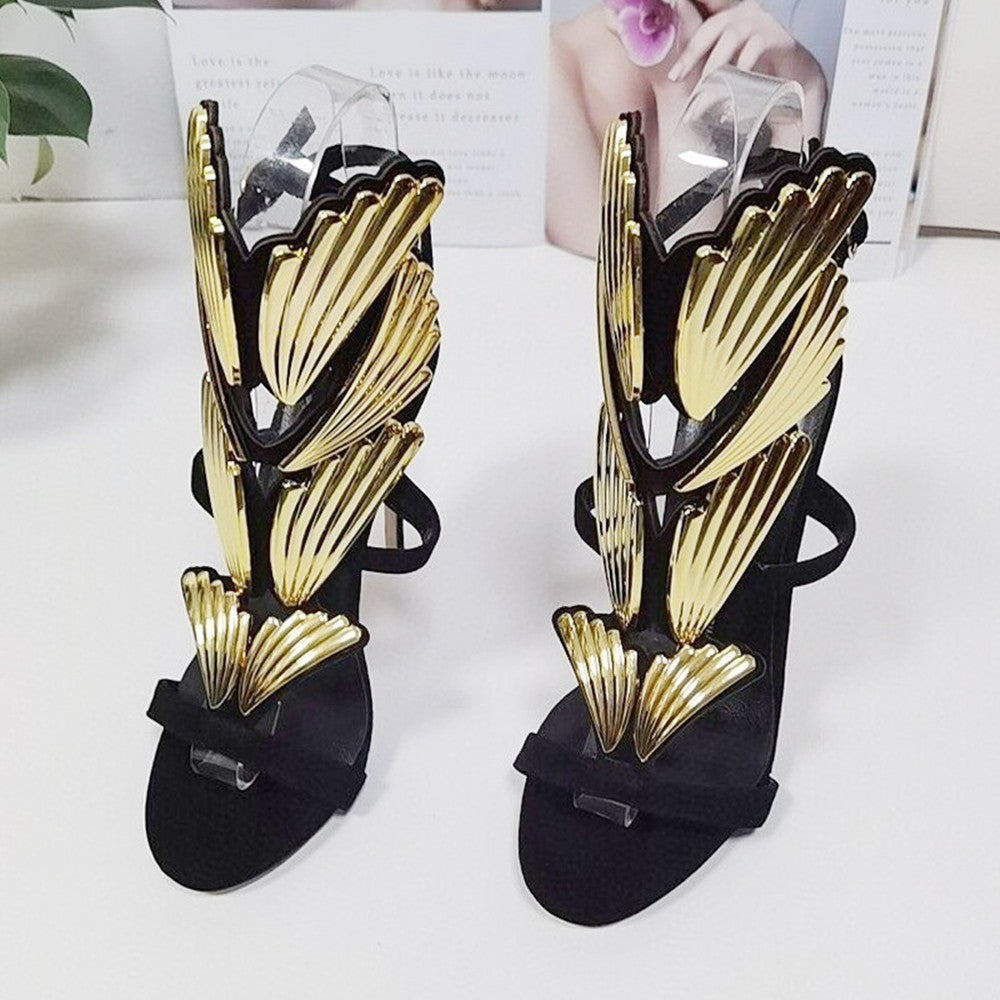 Ailes d'ange à la mode, talons hauts, bretelles personnalisées