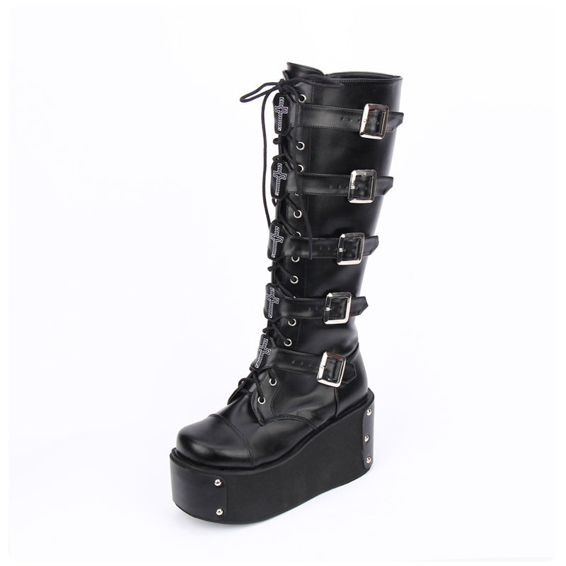 botas altas punk