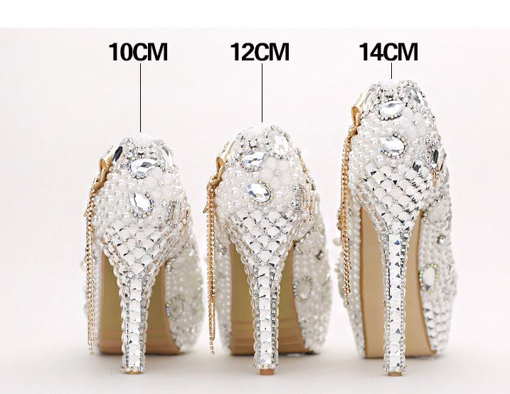 Chaussures de mariage en cristal de luxe imperméables à talons hauts et perles légères