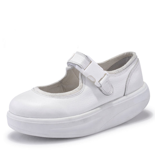 Zapatitos blancos cómodos y casual