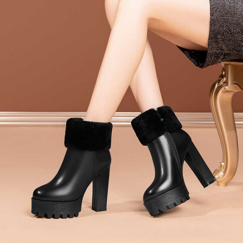 Nuevos zapatos de mujer Botas de mujer de cuero suave