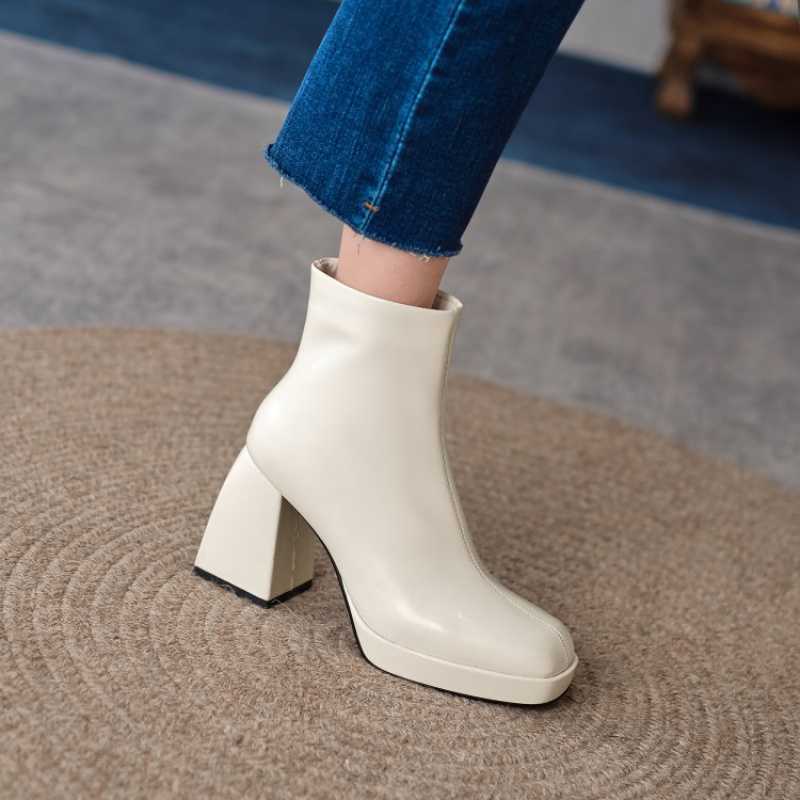 Botas de mujer de cuero suave de moda Zapatos de mujer