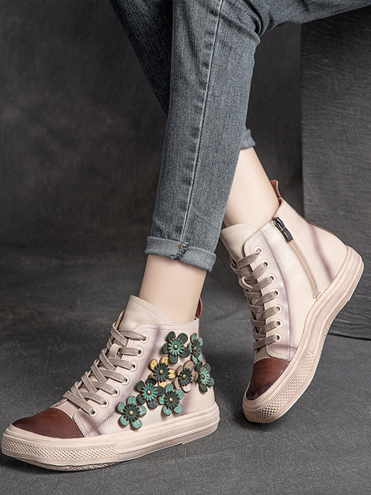 Zapatos altos con cabeza cuadrada y flores en contraste para mujer