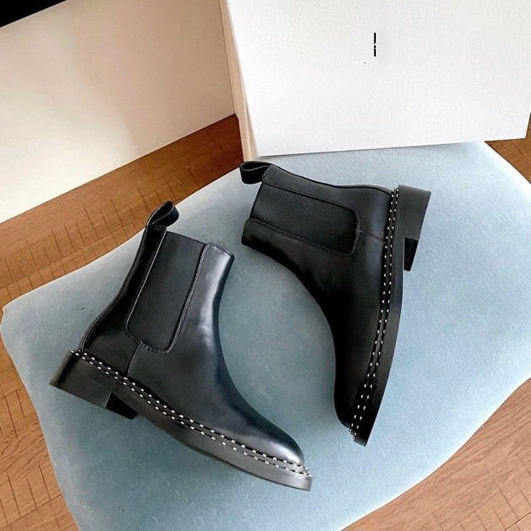 Bottes plates courtes en cuir clouté de style britannique pour femmes