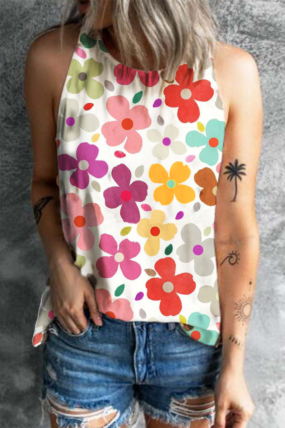 Camiseta sin mangas con cuello redondo y estampado de flores