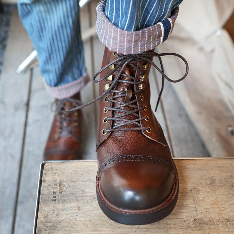 Zapatos de cuero casuales de moda para hombres con suelas gruesas