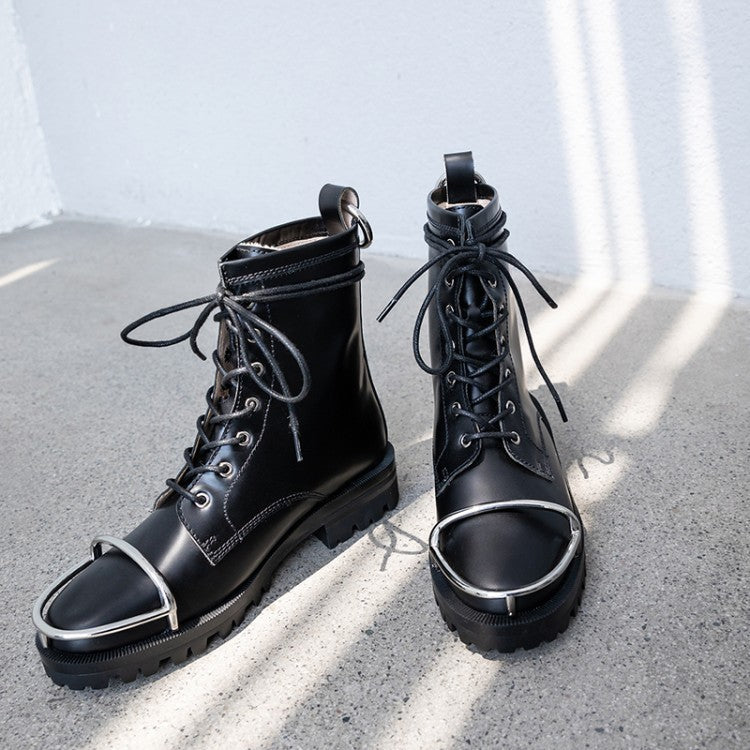 Lace-up handsome motorcycle boots