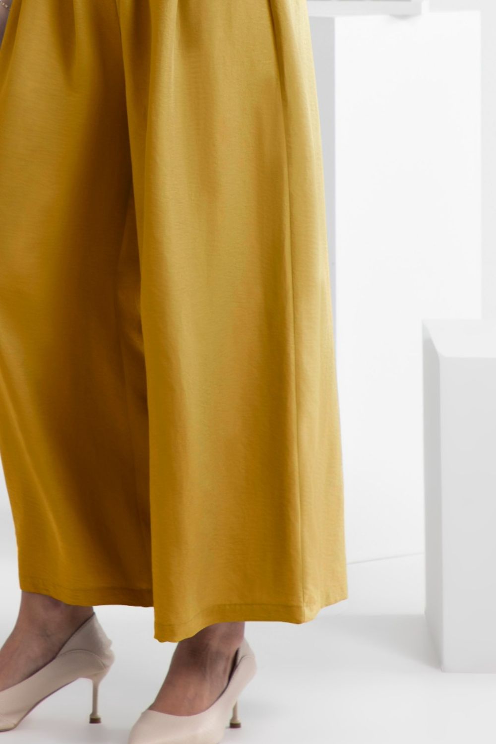 Wide Leg Elastic Waist Pants