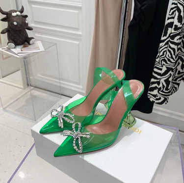 Sandalias de punta estrecha con lazo transparente de PVC para mujer