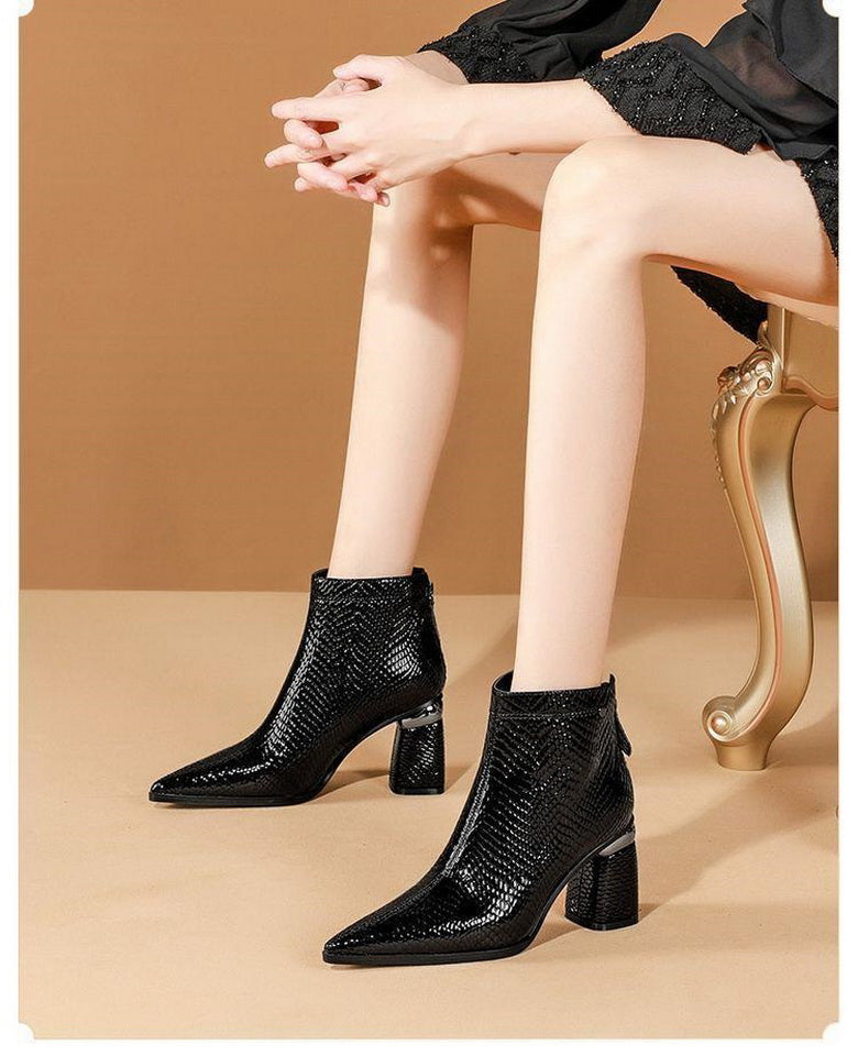 Botas de tobillo de cuero con punta estrecha de otoño e invierno Tacones altos con cremallera de tacón grueso para mujer