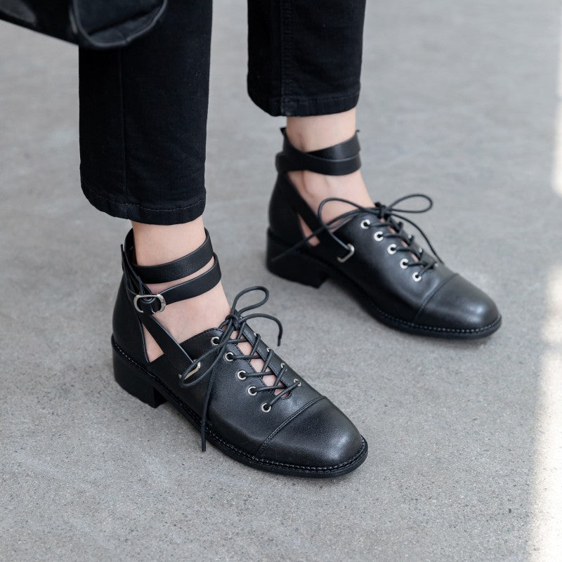 Leather Square Heel Round Toe Front Lace-Up Leather Buckle Small Leather Shoes