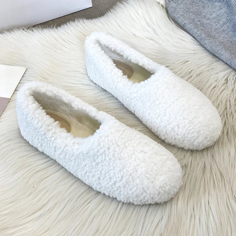 Luxury Lambwool Moccasins Femme Winter Cotton Shoes Women Warm Plush Loafers Comfy Curly Sheep Fur Flats Woman Large Size 40-43