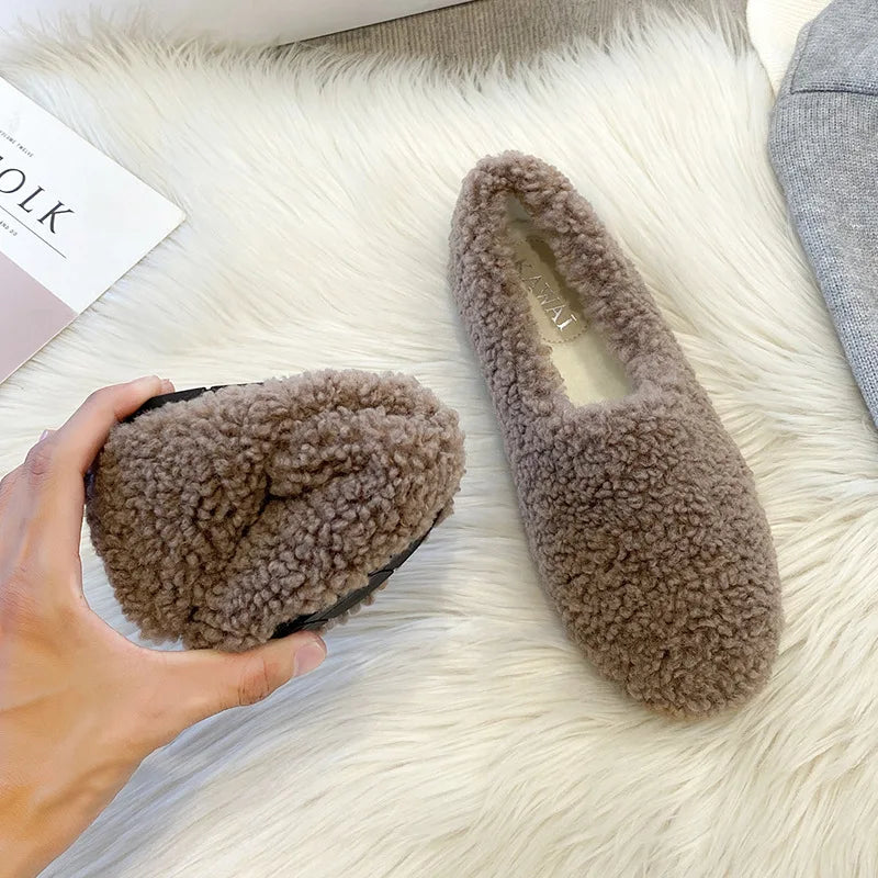 Luxury Lambwool Moccasins Femme Winter Cotton Shoes Women Warm Plush Loafers Comfy Curly Sheep Fur Flats Woman Large Size 40-43