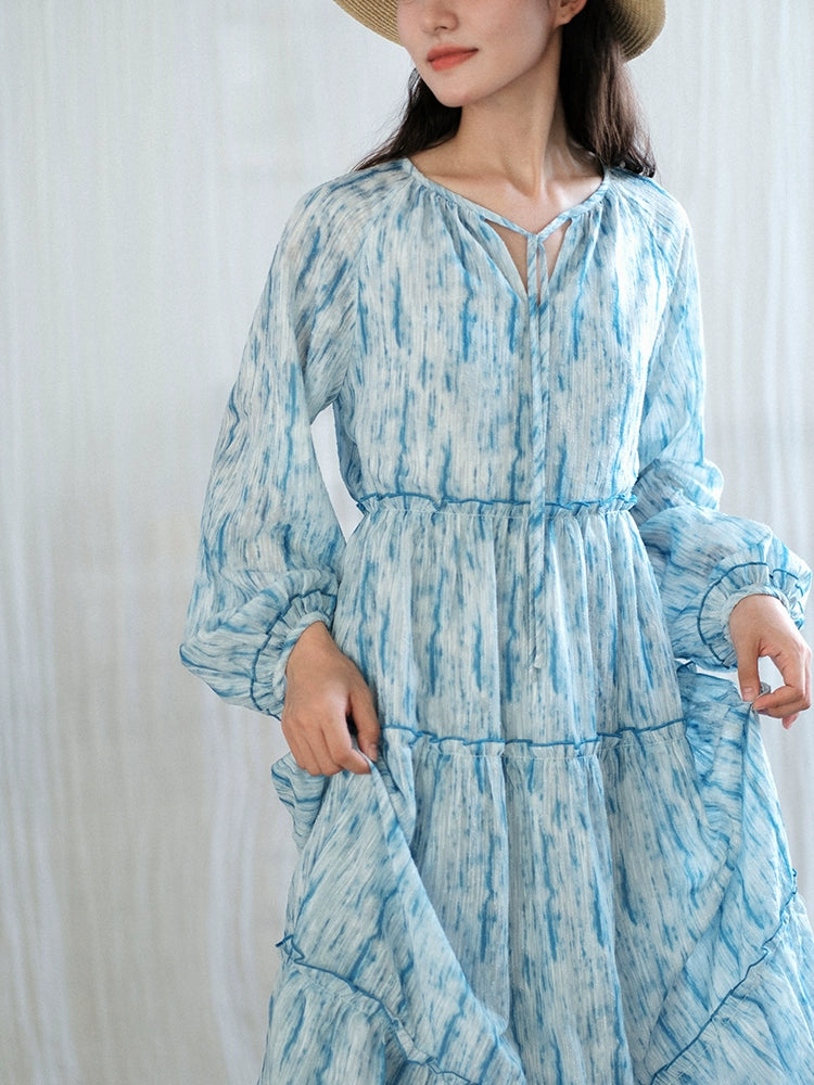 Robe bleue de protection solaire d'automne de style vacances en bord de mer