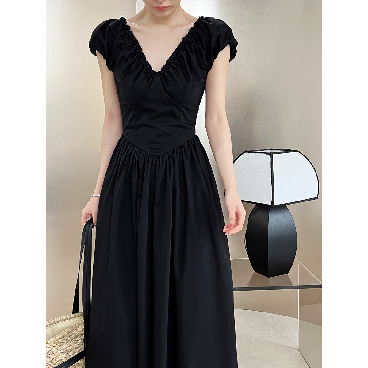 French Fitted Waist Backless V neck Dress Women Elegant High Grade Sleeveless Pleated Dress