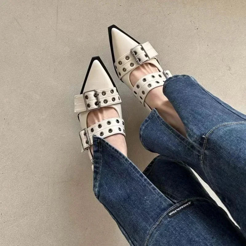 Chaussures à bride arrière gothiques à talons épais pour femmes, escarpins à rivets, Style de rue, talon moyen, Punk Vintage, sandales décontractées, printemps été 2024