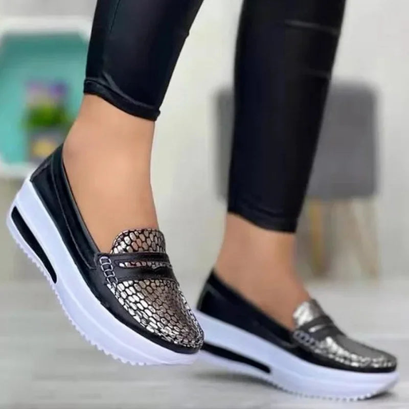 Mocassins de mode de luxe de styliste, chaussures vulcanisées respirantes à enfiler, décontractées à talon compensé, légères, baskets d'extérieur pour femmes, 2023