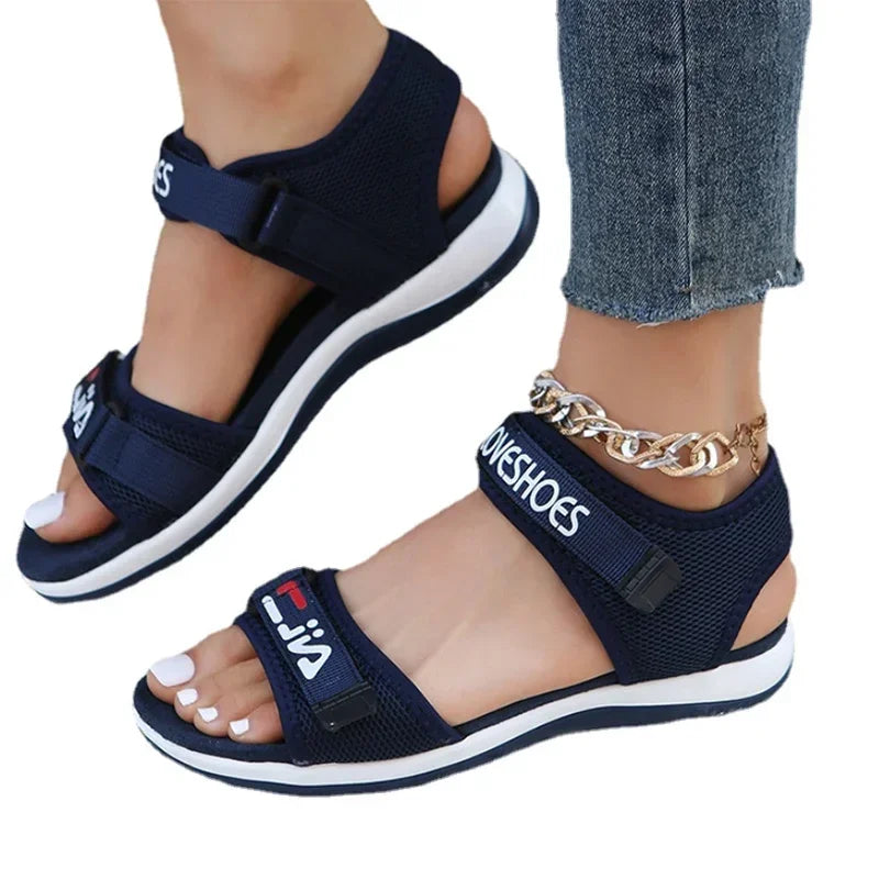 Sandales de Sport plates pour femmes, chaussures d'été décontractées, pantoufles en maille, chaussures de marche, de course à pied, de plage, tendance, nouvelle collection 2023