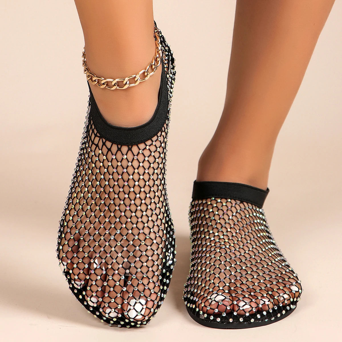 Nuevas sandalias de fondo plano con punta redonda de marca de lujo para mujer, botas cortas huecas de verano, zapatos sexis de fondo plano con diamantes de agua para mujer