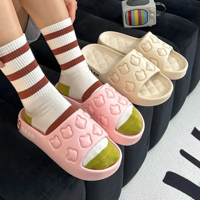 Nueva moda de dibujos animados de verano pareja antideslizante suave chanclas Lithe Comfort sandalias hombres mujeres zapatillas casuales señoras chanclas para el hogar