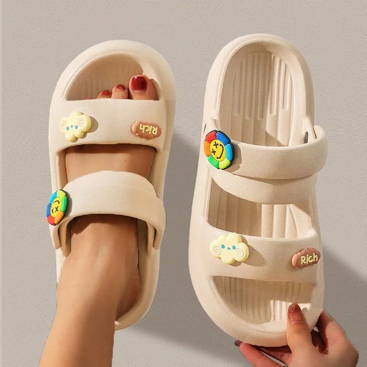 Nueva tendencia, diseño de dibujos animados, sandalias antideslizantes de suela blanda para verano, sandalias Lithe Seabeach, zapatillas informales para mujer, chanclas para el hogar para mujer