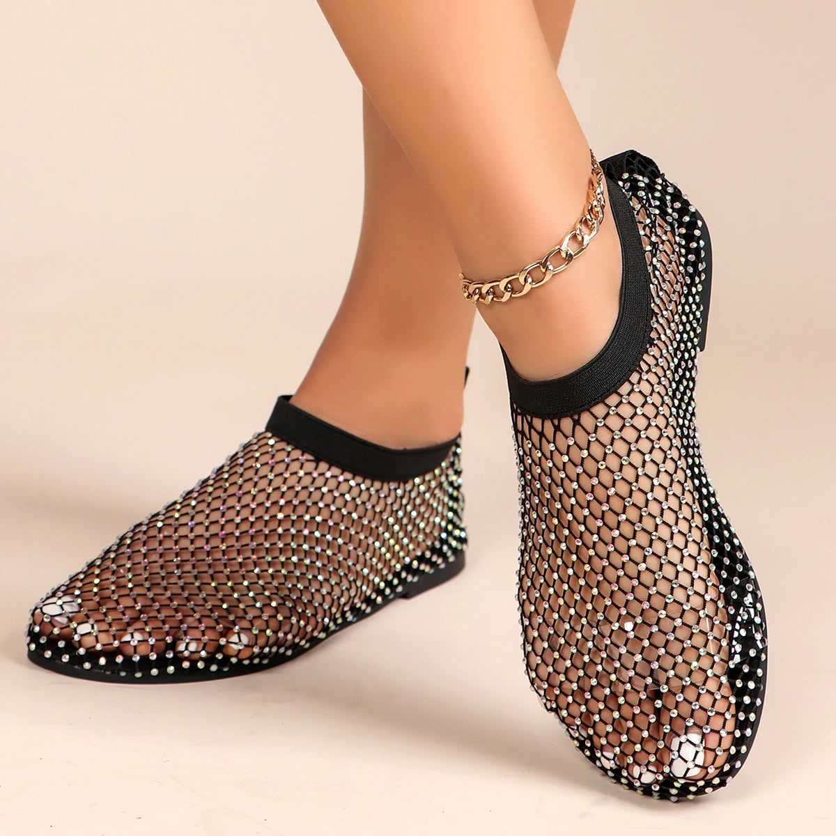 Nuevas sandalias de fondo plano con punta redonda de marca de lujo para mujer, botas cortas huecas de verano, zapatos sexis de fondo plano con diamantes de agua para mujer