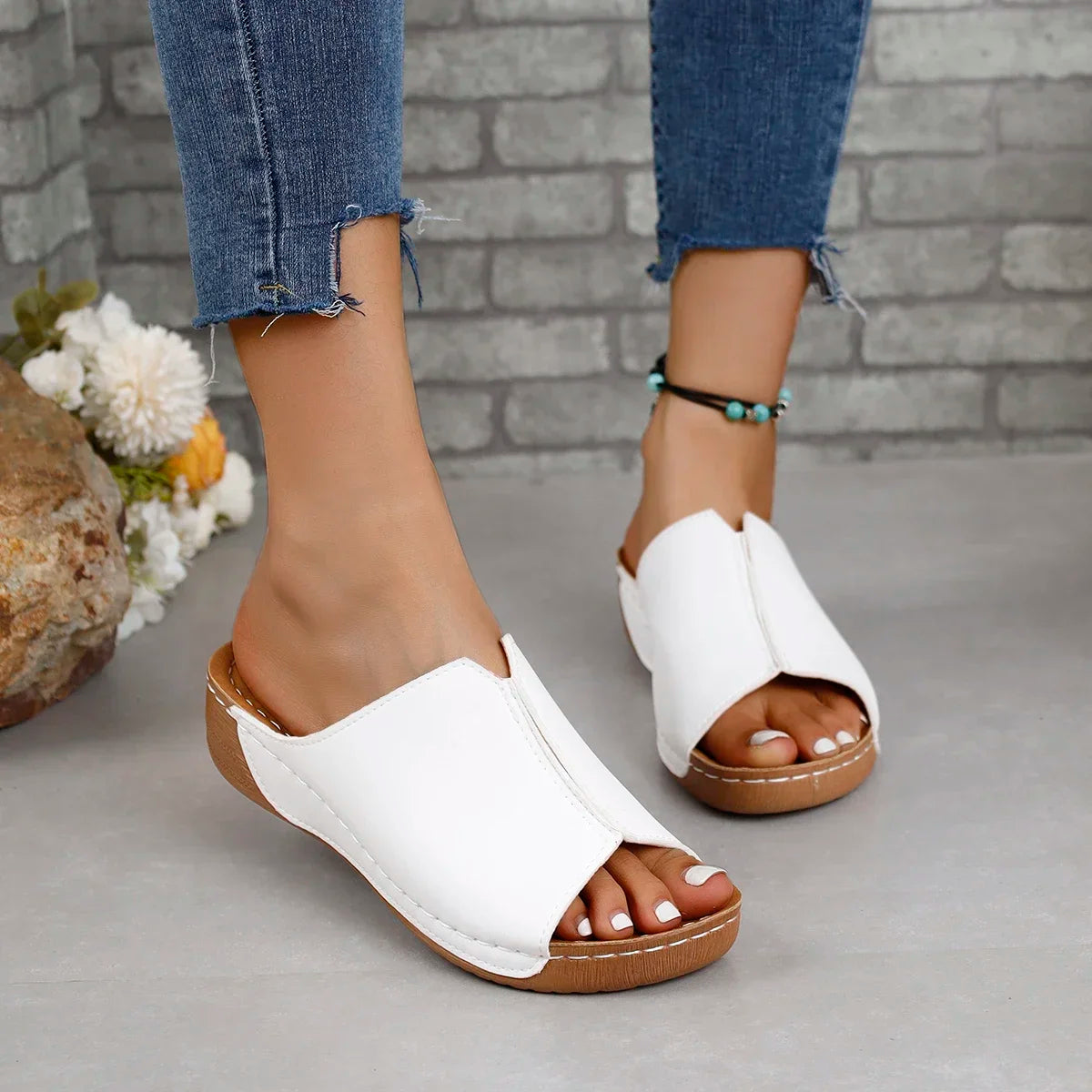 Nouveau bout ouvert femmes sandales compensées blanc été mode respirant confortable sandales femme boucle chaussures femme femme chaussures