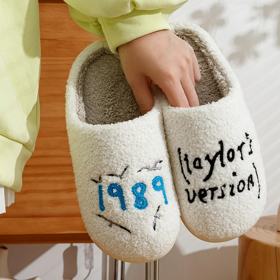 1989 Taylor's Style Home Women's Slippers Fuzzy Comfy Flat Taylor Swift Version Swifties Seagull Funny Shoes Gift for Her