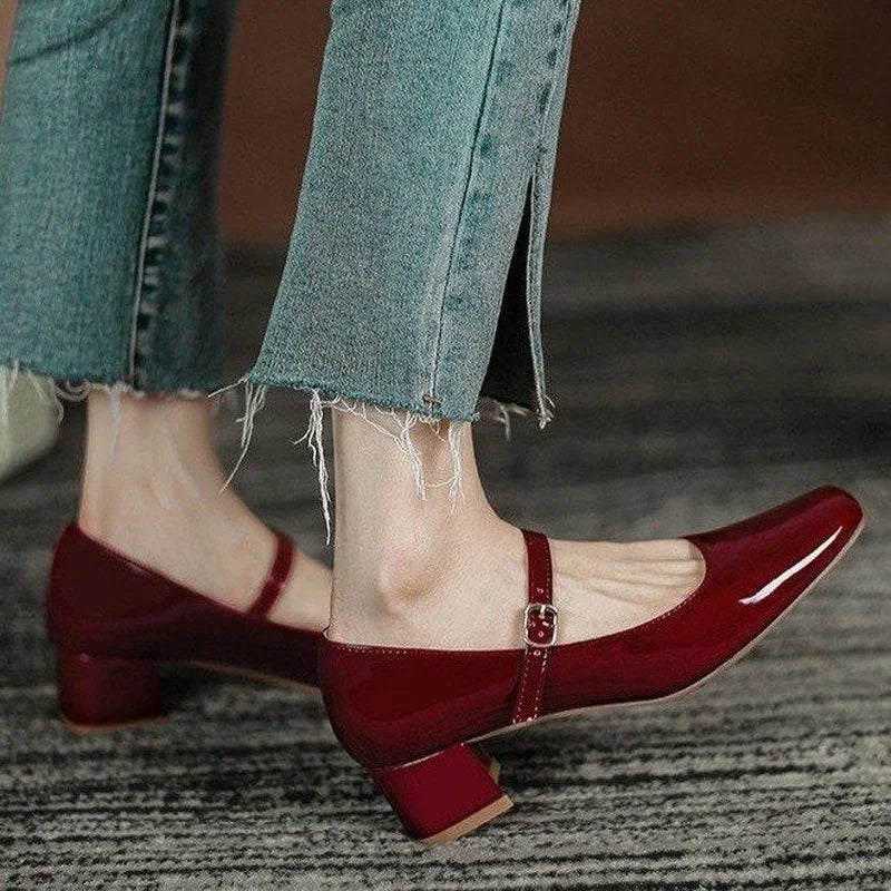 Nuevos zapatos Mary Jane rojos y negros para mujer, zapatos de vestir de tacón bajo de cuero de alta calidad, zapatos de mujer con punta cuadrada y hebilla poco profunda