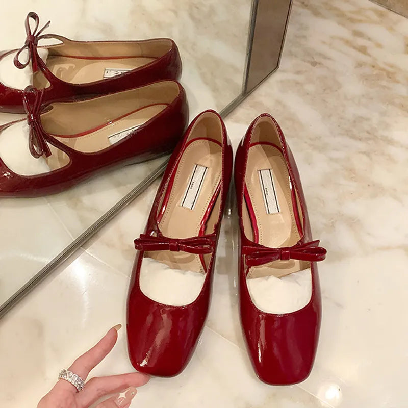 2023 Luxury Bowtie Mary Janes Women Square Toe Shiny Leather&Silk Flats Ballets Femmes Red Dance Party Ball Bridal Wedding Shoes