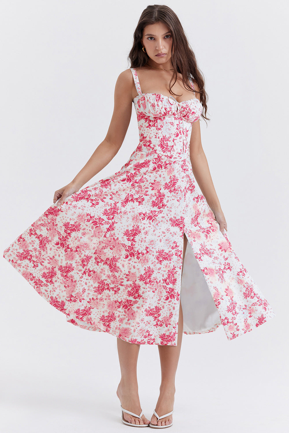 Nuevo Vestido con estampado floral y tirantes para mujer.