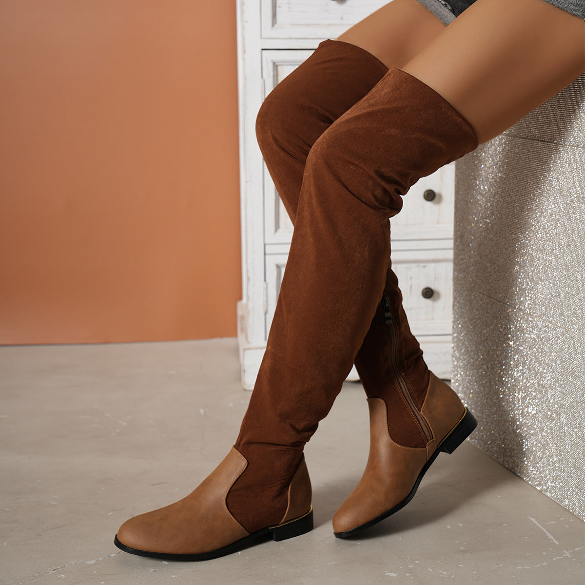 Botas por encima de la rodilla a la moda para mujer, Botas Largas de tacón bajo con costura de gamuza y diseño de cremallera lateral, zapatos de fiesta para invierno