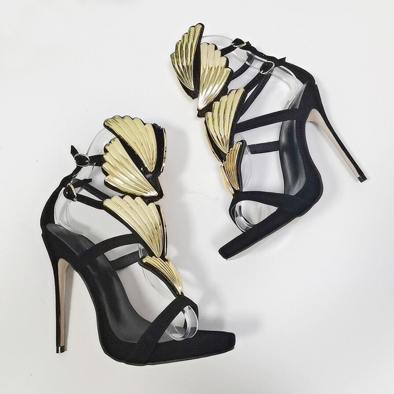 Ailes d'ange à la mode, talons hauts, bretelles personnalisées