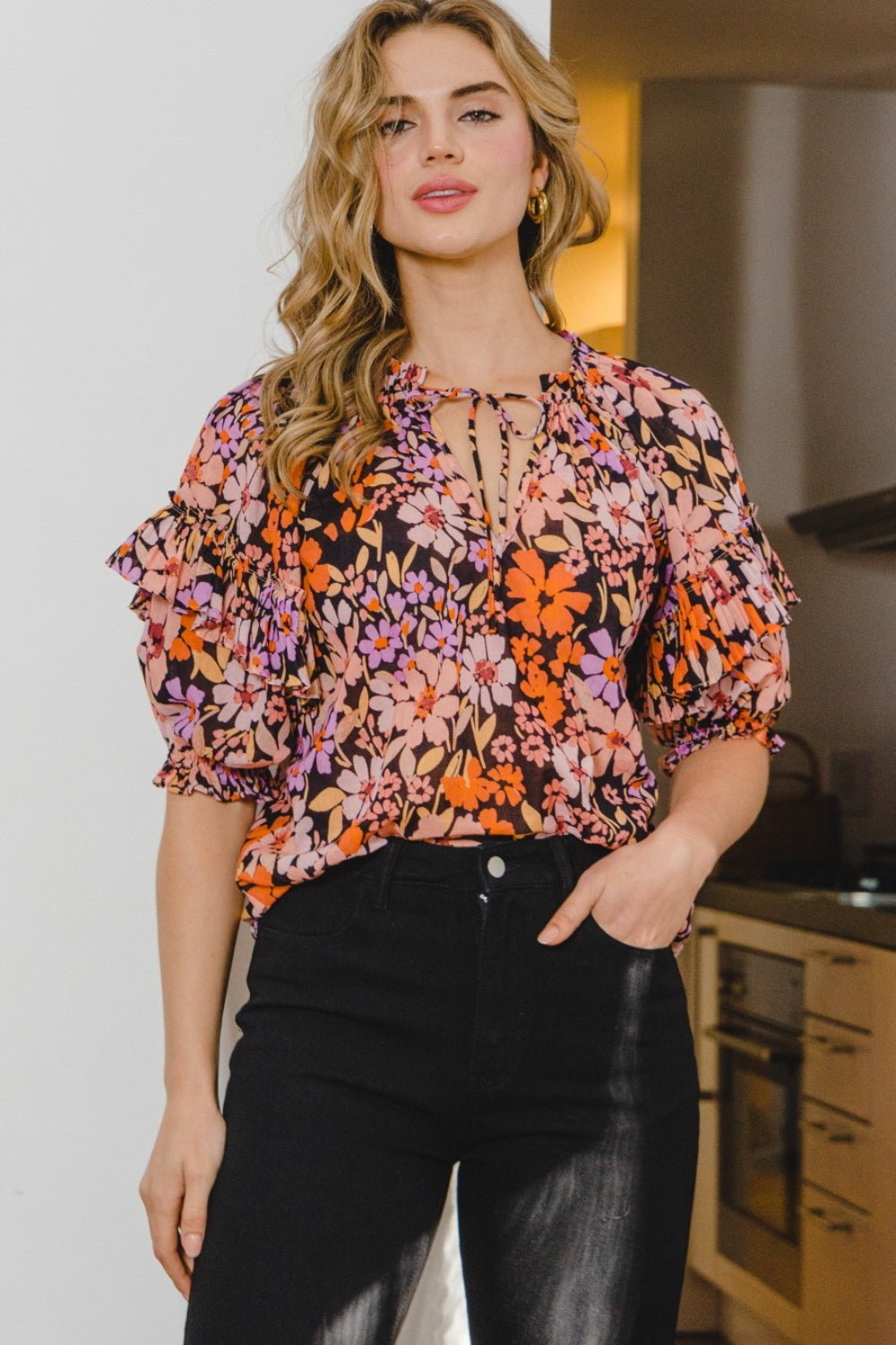 ODDI Blusa con volantes y cuello con lazo floral de tamaño completo